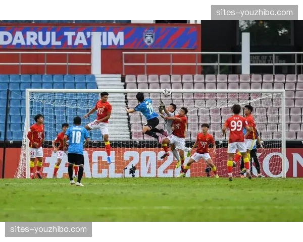 本土教练迎来黄金时代 七位土帅执教创近年新高 本土教练迎来黄金时代 七位土帅执教创近年新高